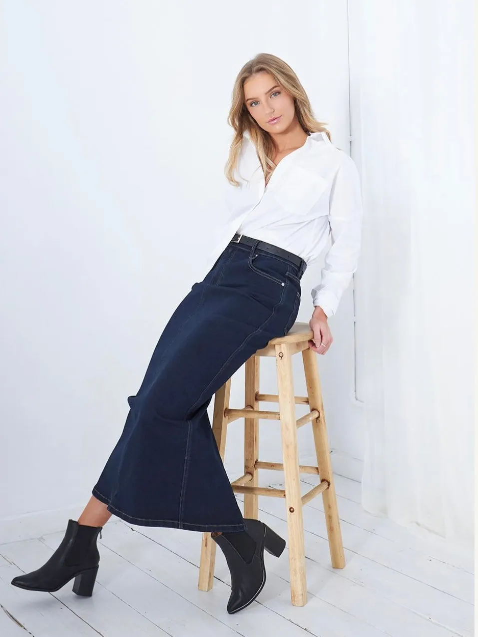 Demi Denim Maxi Skirt : Dark Blue