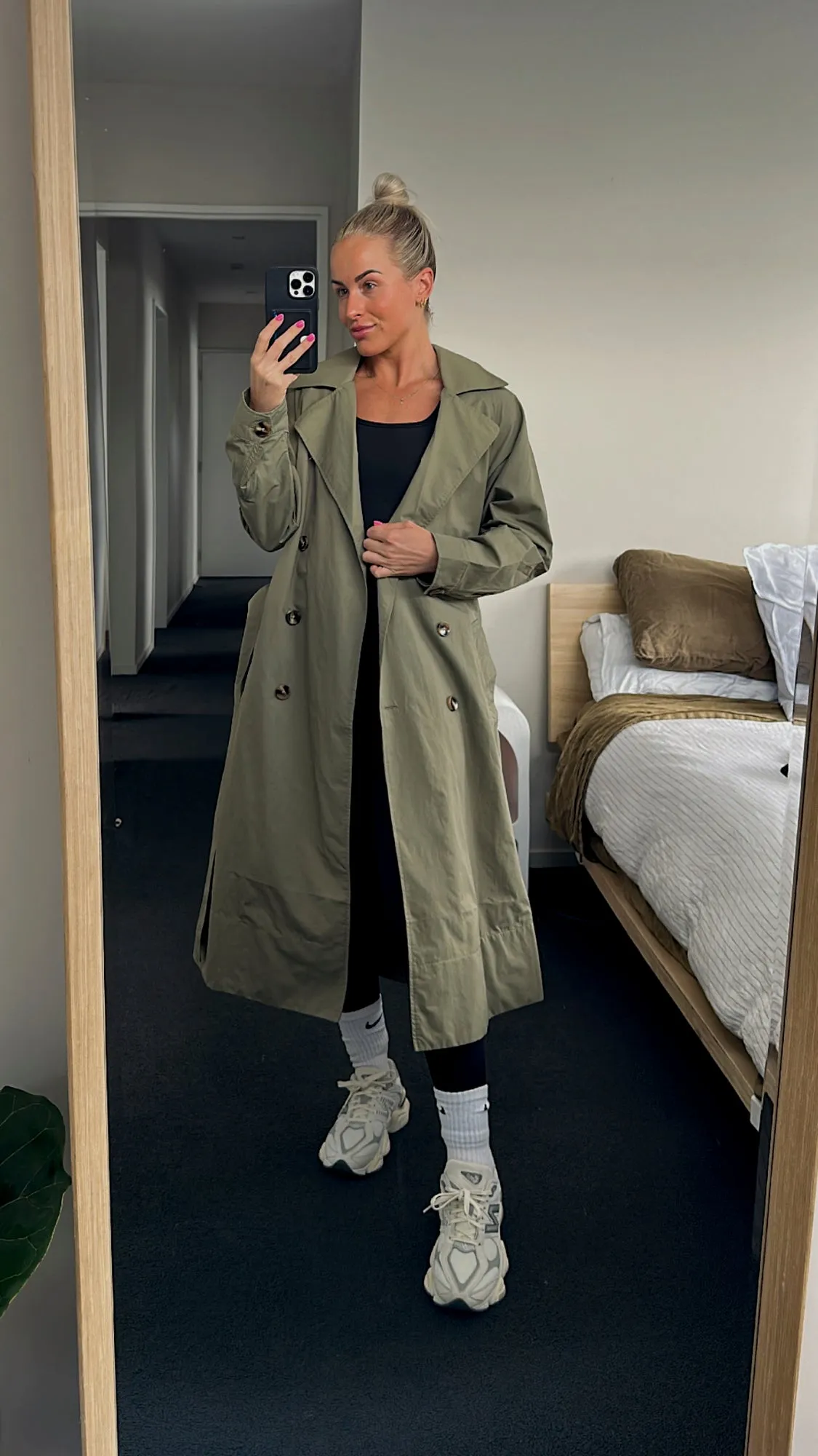Hybrid Trench Coat - Olive