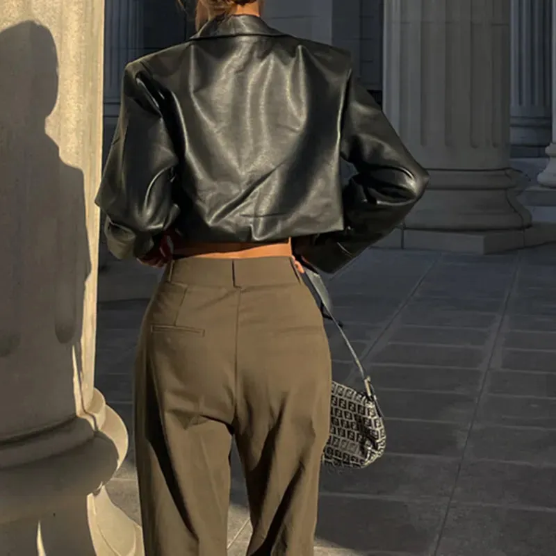 Ladies short PU leather-like jacket Y2K fashion with turn-down collar and button detailing