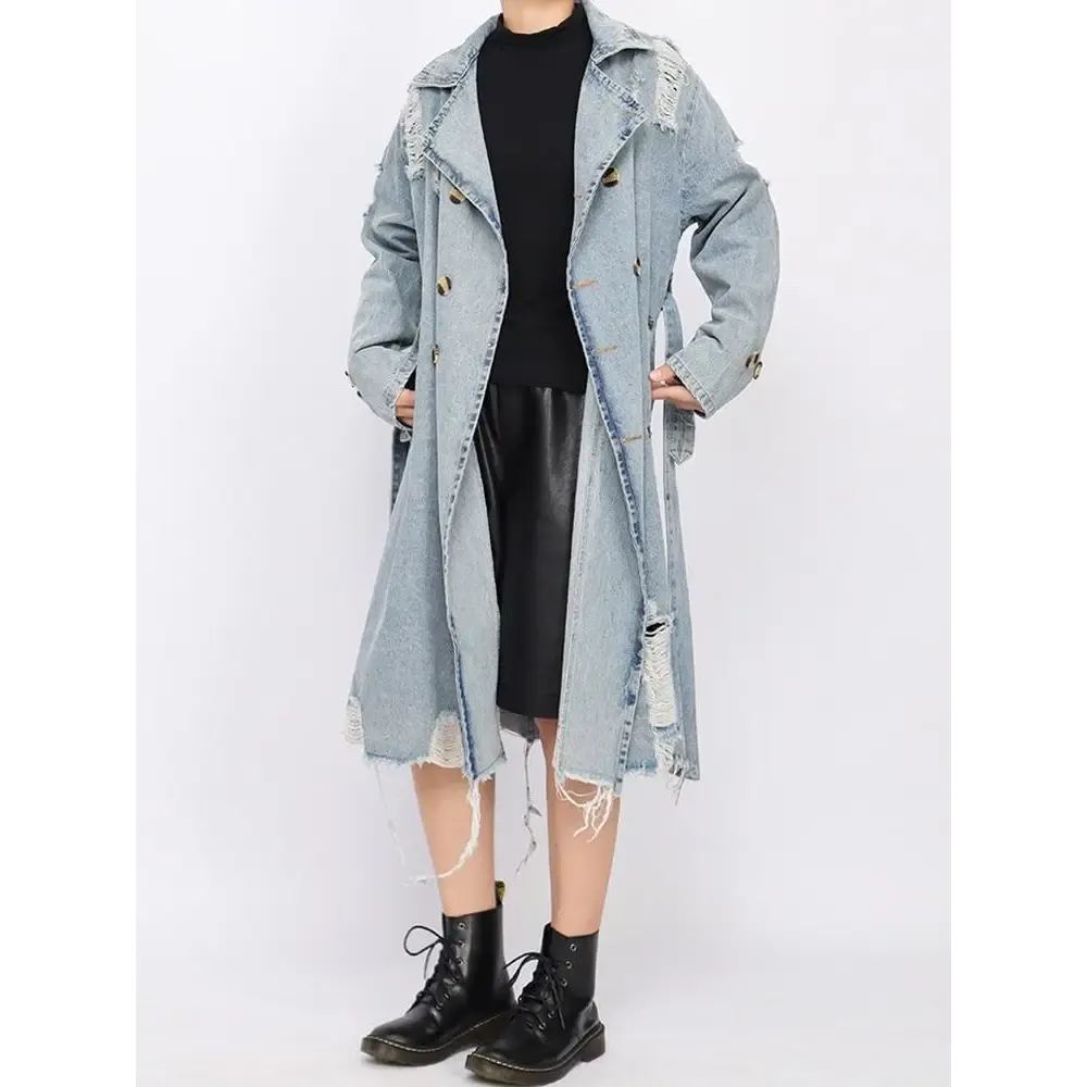 Light-Wash Denim Coat with Wide Lapel Collar for Laid-Back Style