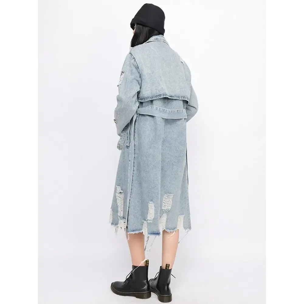 Light-Wash Denim Coat with Wide Lapel Collar for Laid-Back Style