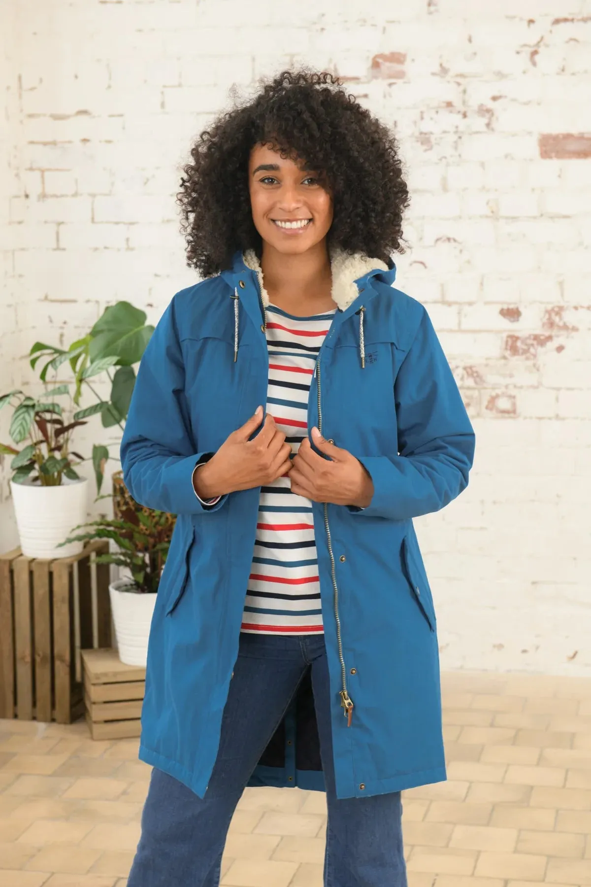 Lighthouse Abigail Coat