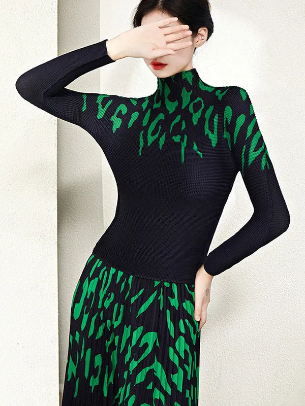 Long Sleeves Printed Mock Neck T-Shirt Top   Pleated A-Line Skirts Bottom Two Pieces Set