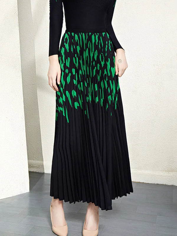 Long Sleeves Printed Mock Neck T-Shirt Top   Pleated A-Line Skirts Bottom Two Pieces Set