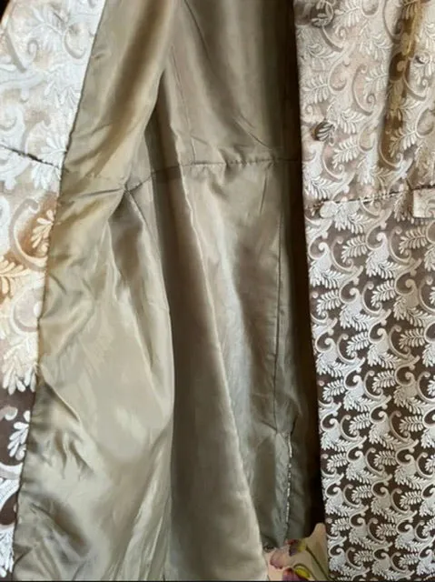 Maggy London Trench Coat, size 16. #1717