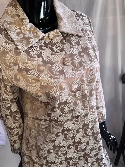 Maggy London Trench Coat, size 16. #1717