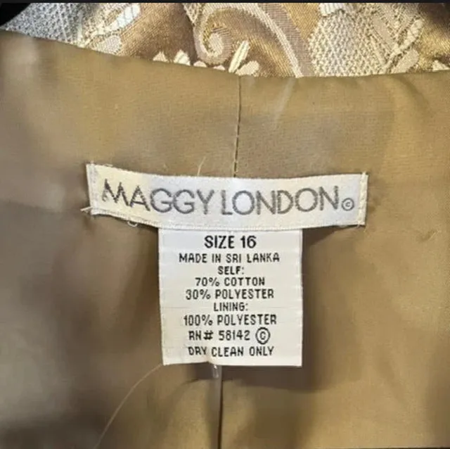 Maggy London Trench Coat, size 16. #1717