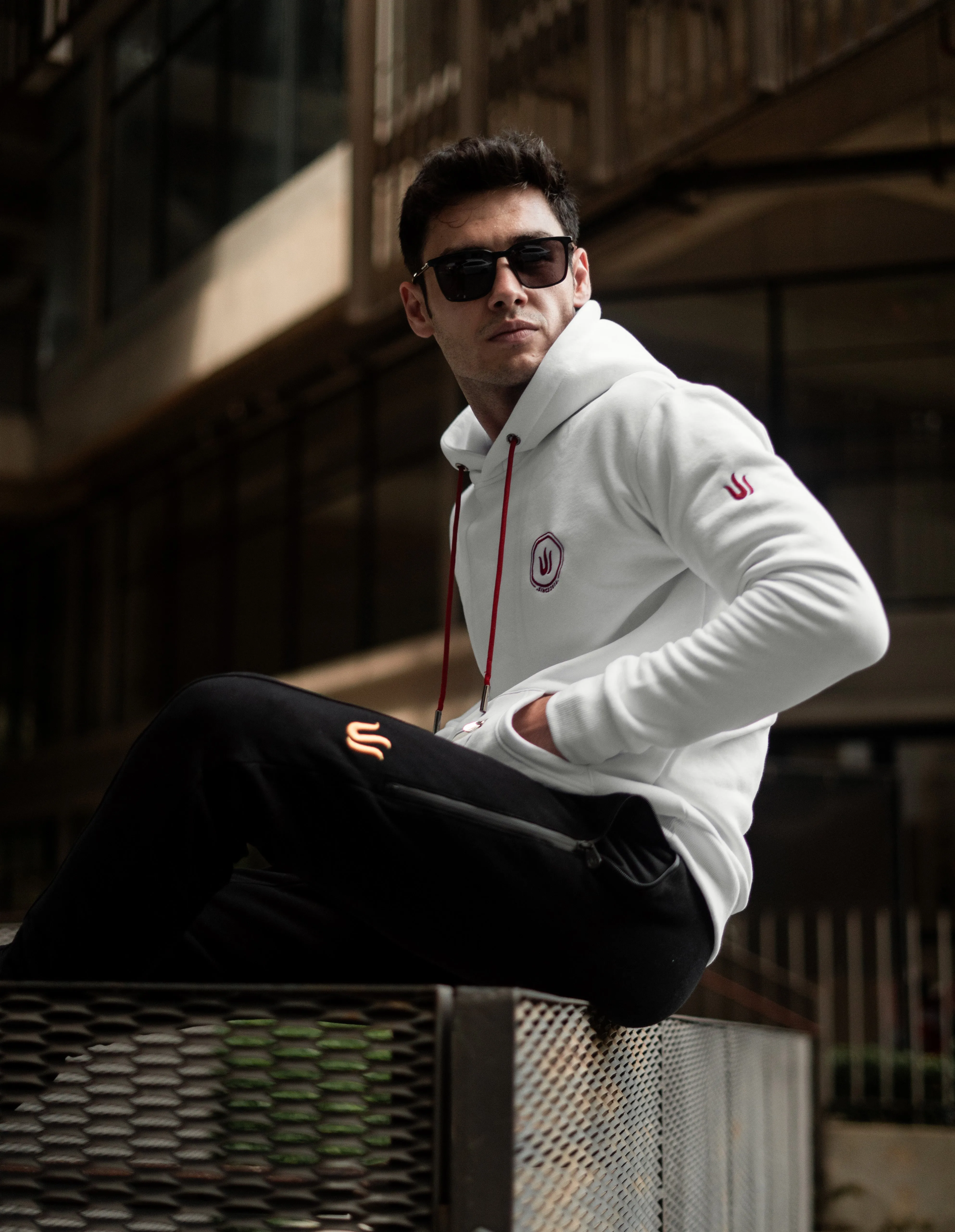 OFF WHITE LOGO RED HOODIE