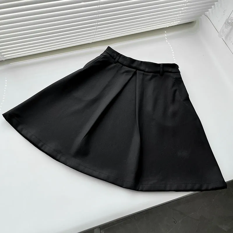 Pleated puffy black A-line skirt