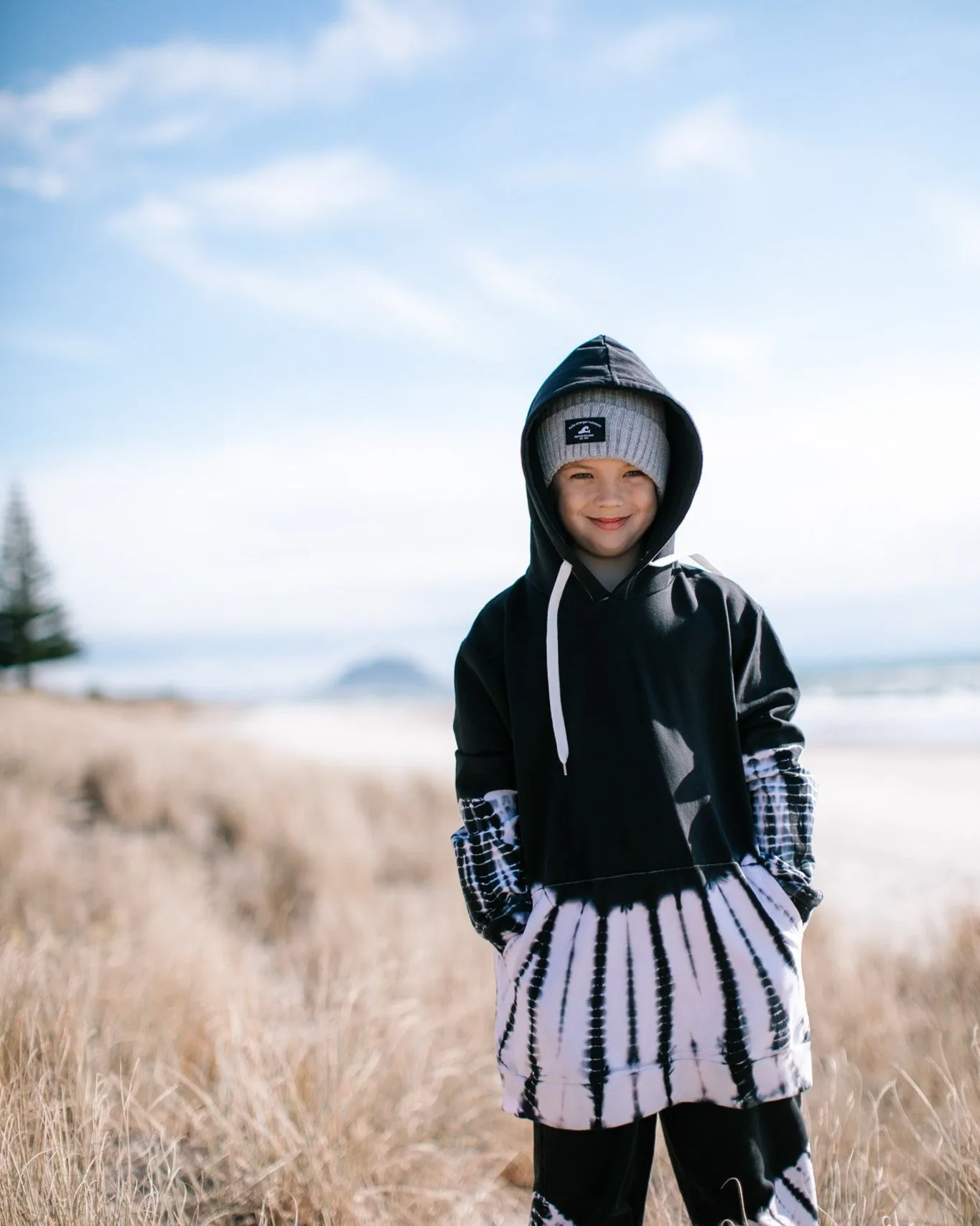 Pocket Hood - Black Dye