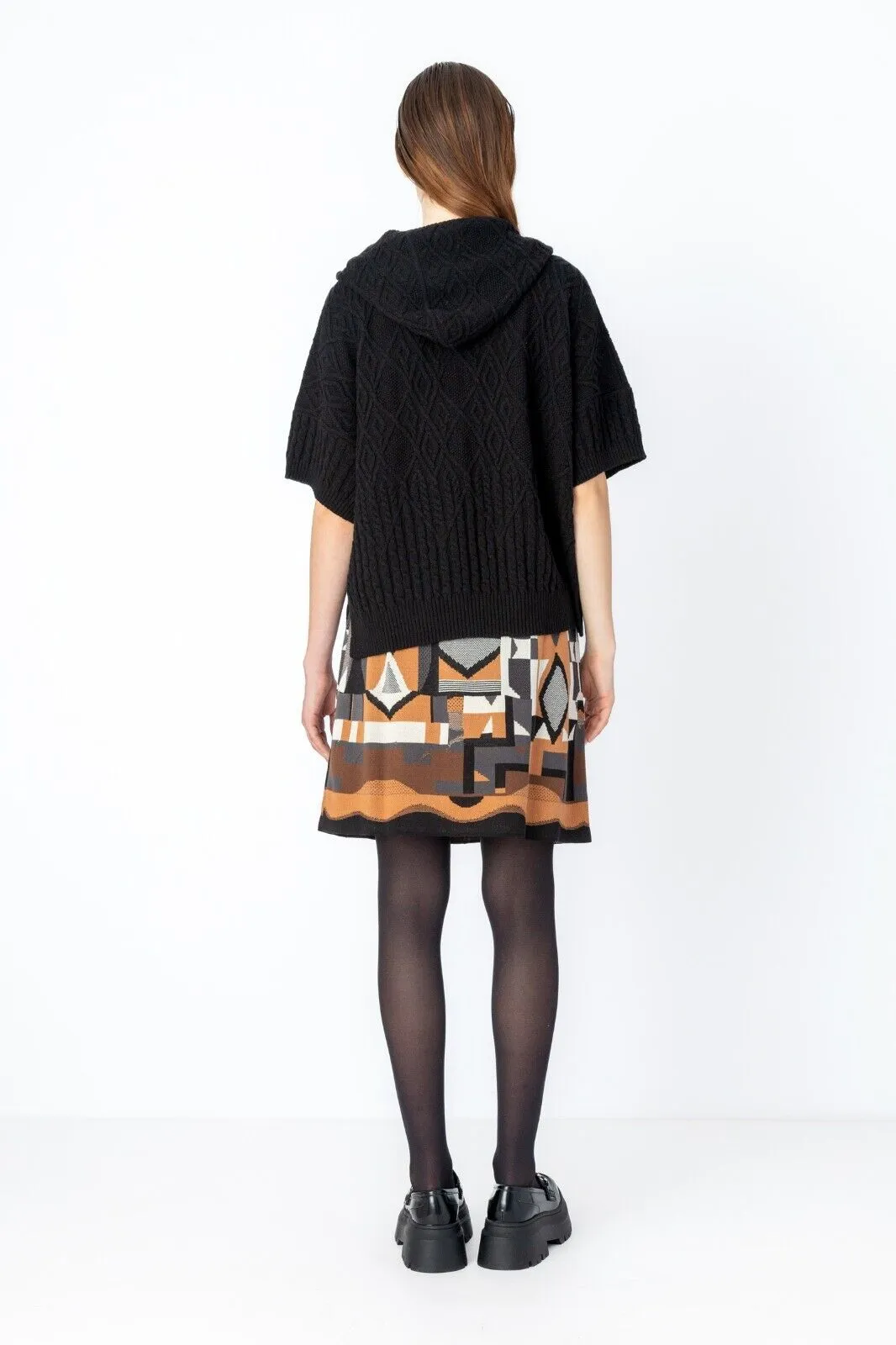 Skirt Abstract Pattern Beige - White Coffee