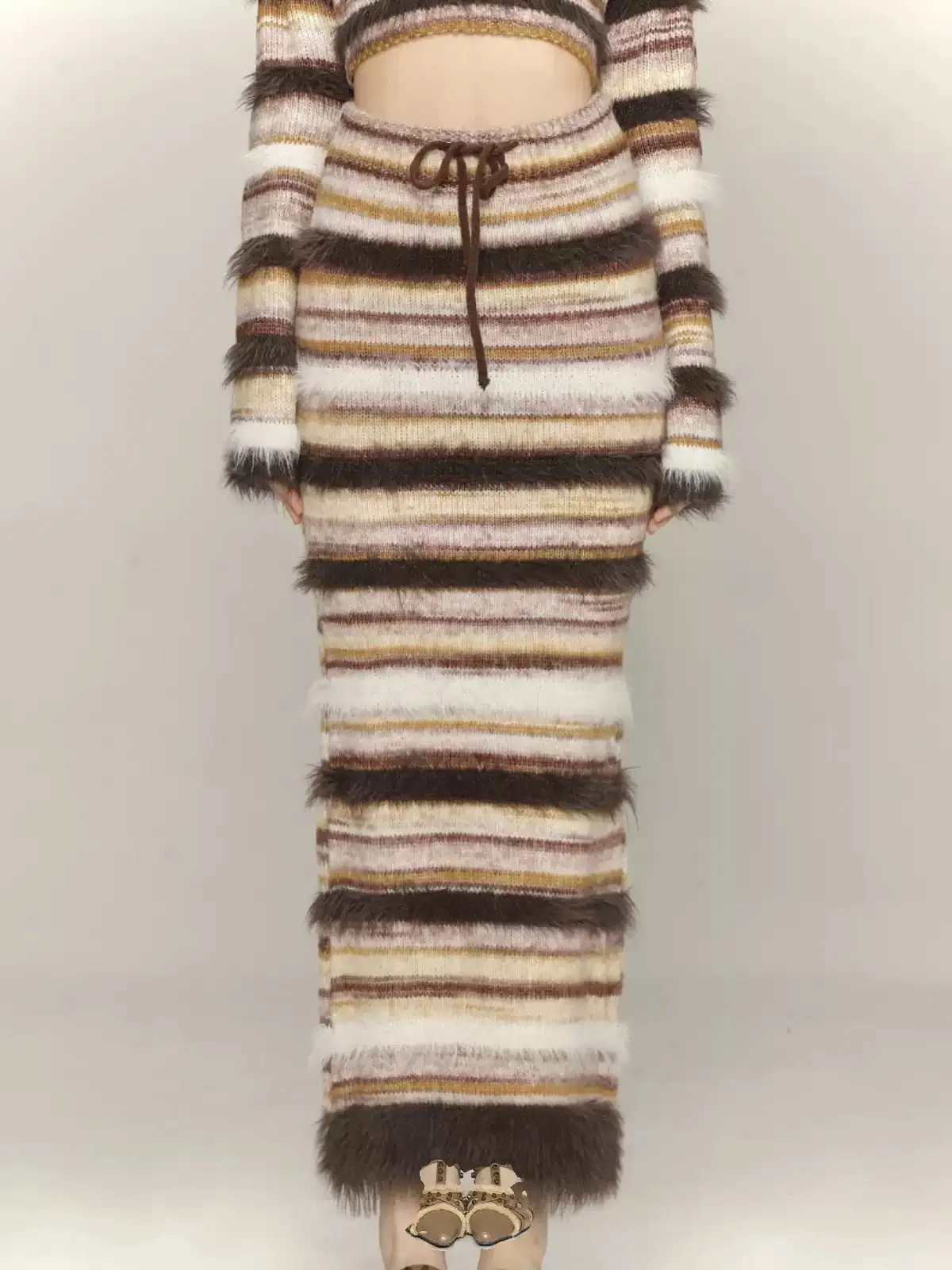 Striped knitted A-line hip skirt