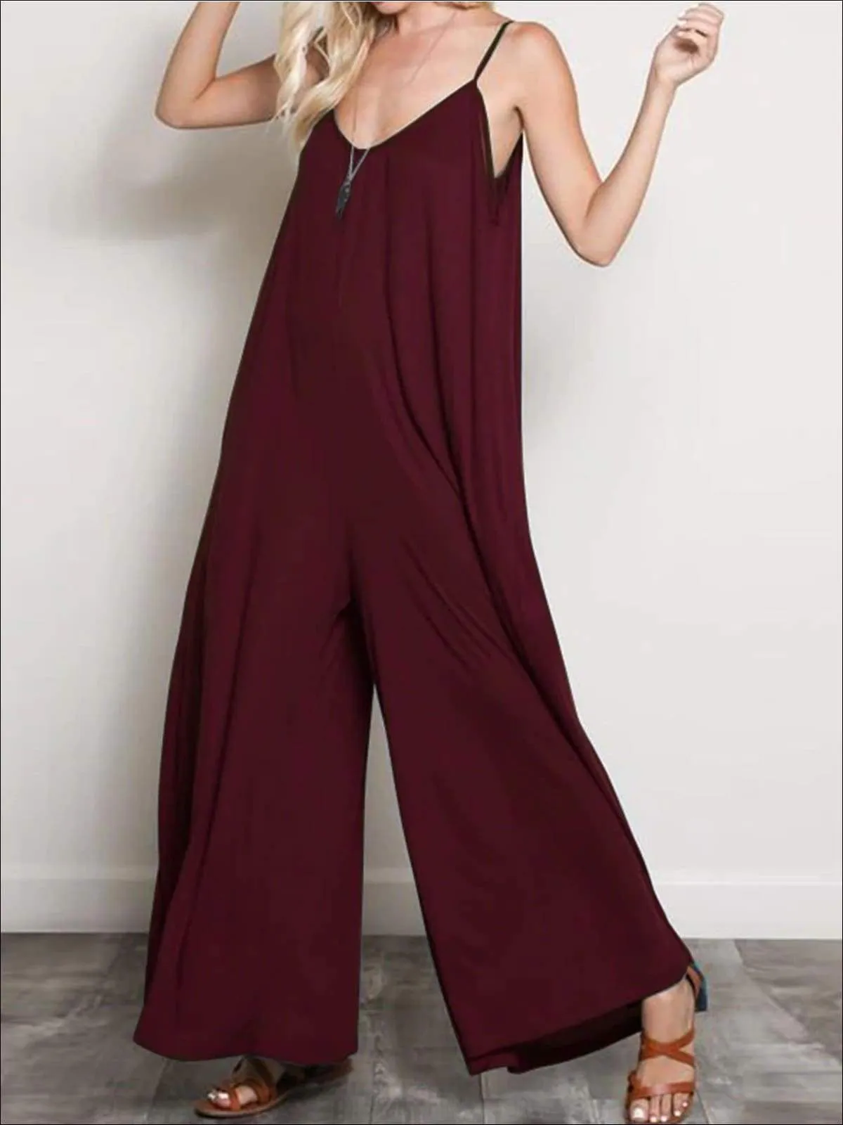 Women's Casual V-Neck Sleeveless Oversized Jumpsuit